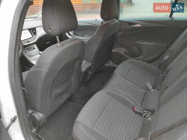 Белый Опель Астра, объемом двигателя 1.6 л и пробегом 187 тыс. км за 11500 $, фото 23 на Automoto.ua