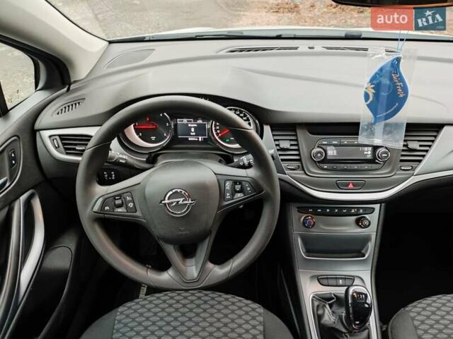 Белый Опель Астра, объемом двигателя 1.6 л и пробегом 184 тыс. км за 9700 $, фото 14 на Automoto.ua