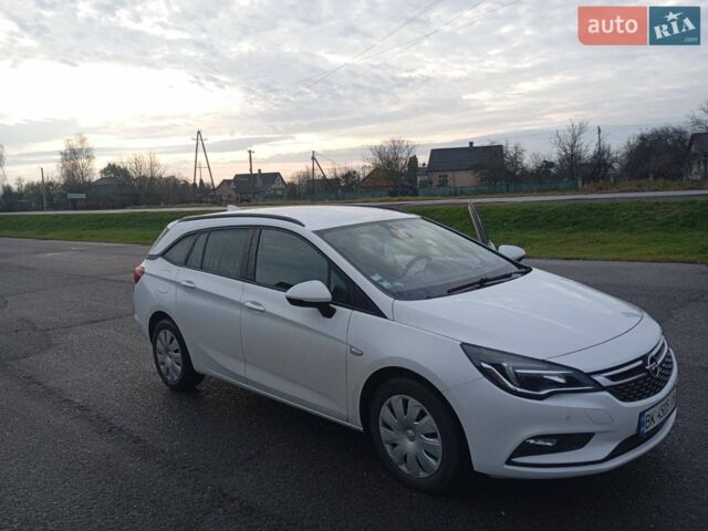 Білий Опель Астра, об'ємом двигуна 1.6 л та пробігом 203 тис. км за 9600 $, фото 4 на Automoto.ua