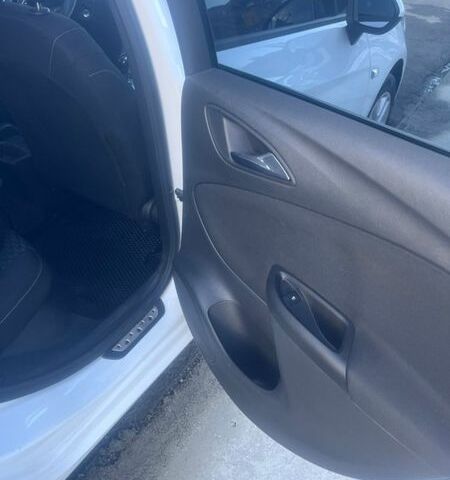 Білий Опель Астра, об'ємом двигуна 1.6 л та пробігом 240 тис. км за 10500 $, фото 10 на Automoto.ua