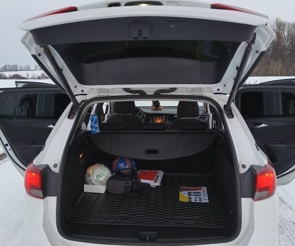 Білий Опель Астра, об'ємом двигуна 1.6 л та пробігом 179 тис. км за 13200 $, фото 17 на Automoto.ua