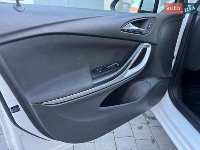 Белый Опель Астра, объемом двигателя 1.4 л и пробегом 114 тыс. км за 11300 $, фото 15 на Automoto.ua