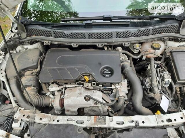 Белый Опель Астра, объемом двигателя 1.6 л и пробегом 253 тыс. км за 9690 $, фото 20 на Automoto.ua