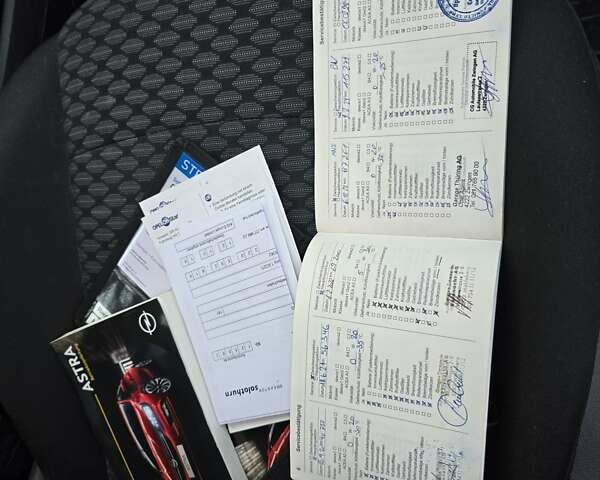 Белый Опель Астра, объемом двигателя 1.6 л и пробегом 132 тыс. км за 11500 $, фото 23 на Automoto.ua