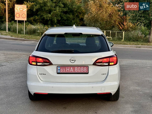 Белый Опель Астра, объемом двигателя 1.6 л и пробегом 205 тыс. км за 12795 $, фото 4 на Automoto.ua