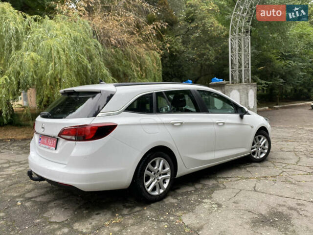Белый Опель Астра, объемом двигателя 1.6 л и пробегом 221 тыс. км за 10700 $, фото 14 на Automoto.ua