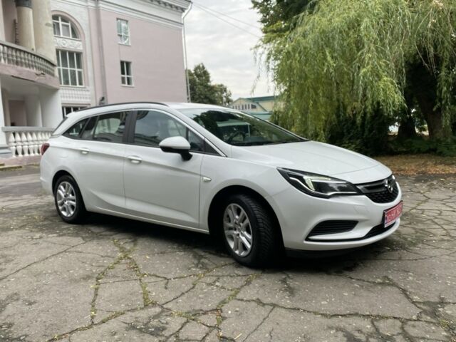 Белый Опель Астра, объемом двигателя 1.6 л и пробегом 221 тыс. км за 10700 $, фото 11 на Automoto.ua