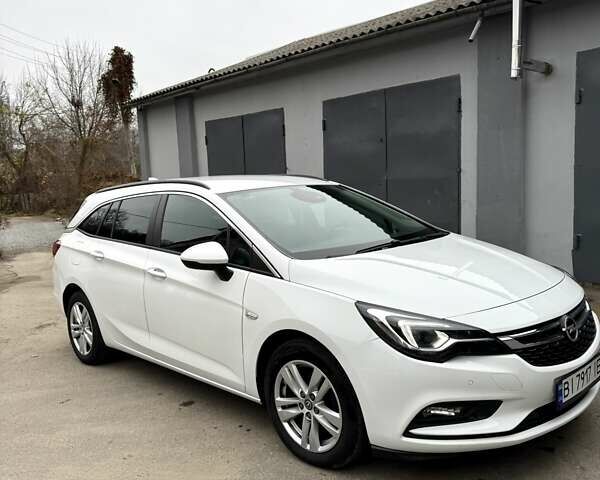 Белый Опель Астра, объемом двигателя 1.6 л и пробегом 223 тыс. км за 11000 $, фото 10 на Automoto.ua