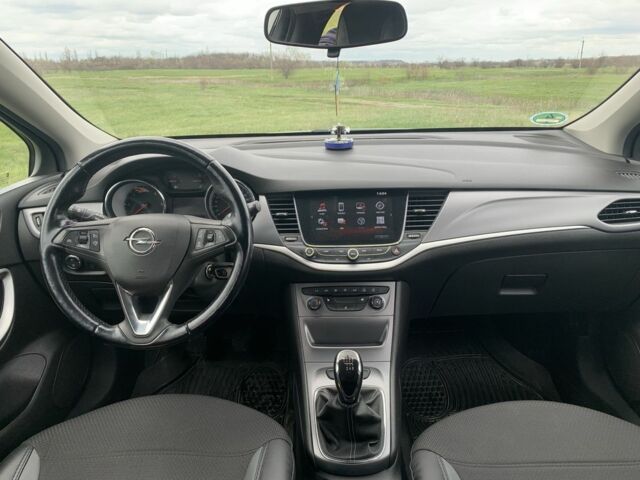 Белый Опель Астра, объемом двигателя 1.6 л и пробегом 163 тыс. км за 12100 $, фото 6 на Automoto.ua