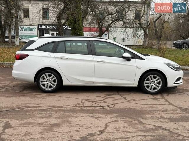 Белый Опель Астра, объемом двигателя 1.6 л и пробегом 248 тыс. км за 9700 $, фото 10 на Automoto.ua