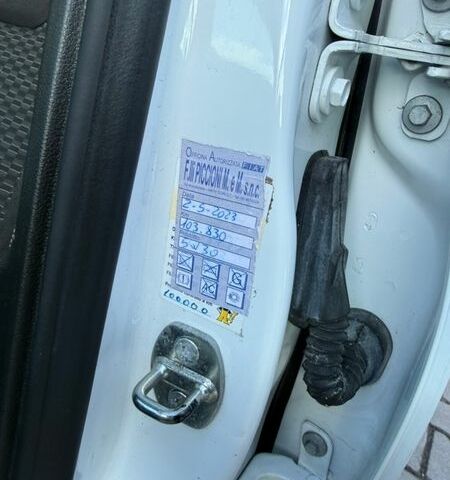 Белый Опель Астра, объемом двигателя 1.6 л и пробегом 112 тыс. км за 9800 $, фото 34 на Automoto.ua