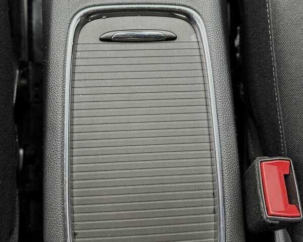 Белый Опель Астра, объемом двигателя 1.6 л и пробегом 223 тыс. км за 11000 $, фото 39 на Automoto.ua