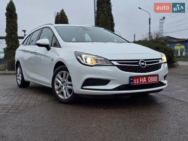 Белый Опель Астра, объемом двигателя 1.6 л и пробегом 132 тыс. км за 11500 $, фото 1 на Automoto.ua