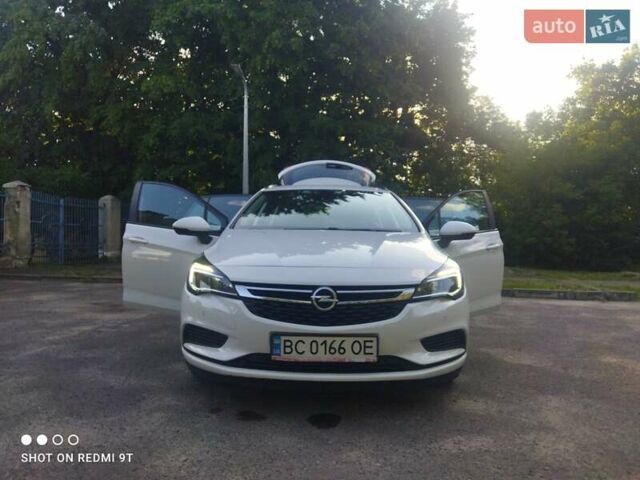 Белый Опель Астра, объемом двигателя 1.6 л и пробегом 85 тыс. км за 11500 $, фото 1 на Automoto.ua