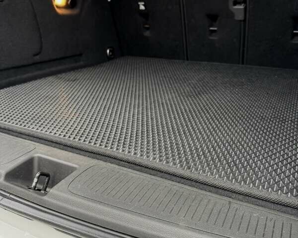 Белый Опель Астра, объемом двигателя 1.6 л и пробегом 223 тыс. км за 11000 $, фото 68 на Automoto.ua