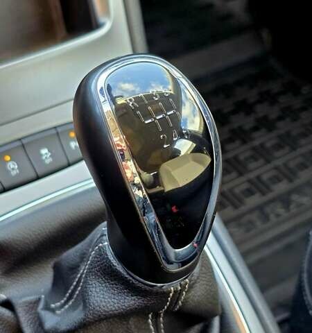 Білий Опель Астра, об'ємом двигуна 1.6 л та пробігом 132 тис. км за 12000 $, фото 34 на Automoto.ua