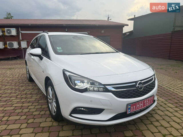 Белый Опель Астра, объемом двигателя 1.6 л и пробегом 153 тыс. км за 11100 $, фото 1 на Automoto.ua