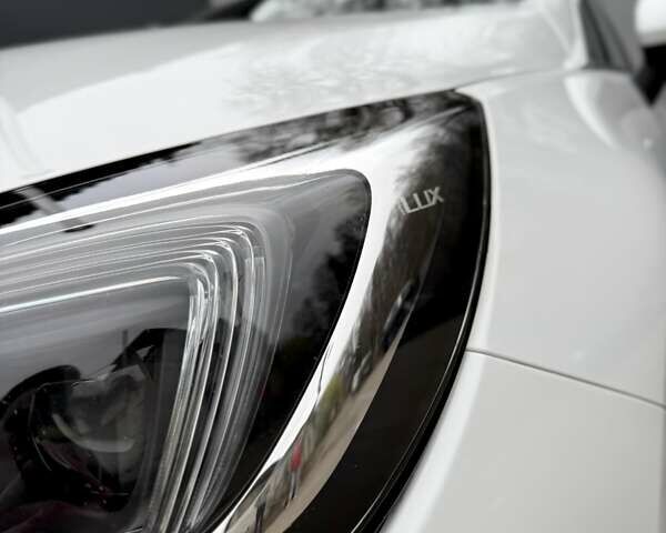 Белый Опель Астра, объемом двигателя 1.6 л и пробегом 223 тыс. км за 11000 $, фото 29 на Automoto.ua