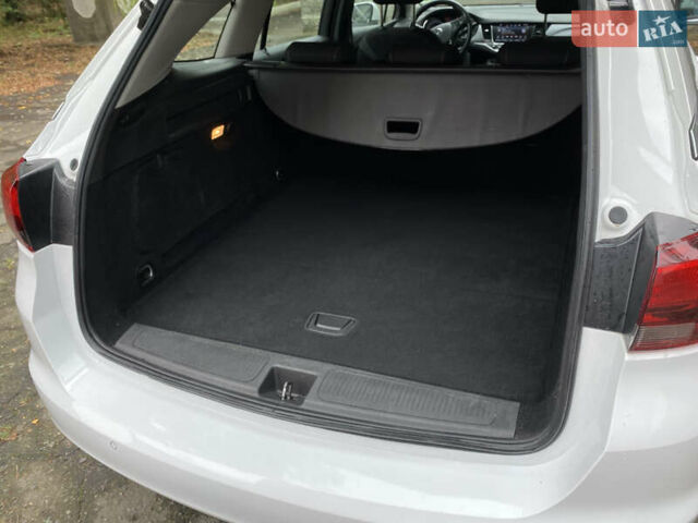 Белый Опель Астра, объемом двигателя 1.6 л и пробегом 221 тыс. км за 10600 $, фото 31 на Automoto.ua