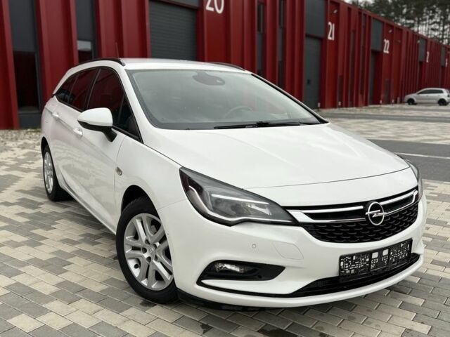 Білий Опель Астра, об'ємом двигуна 1.6 л та пробігом 185 тис. км за 11850 $, фото 1 на Automoto.ua