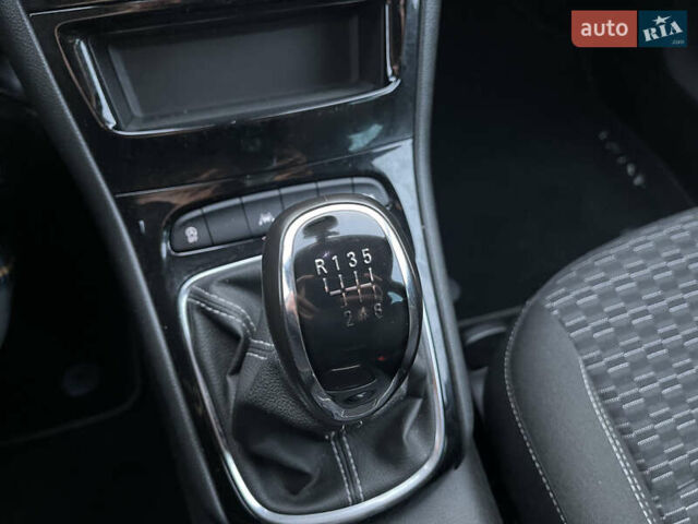 Білий Опель Астра, об'ємом двигуна 1.6 л та пробігом 189 тис. км за 10999 $, фото 43 на Automoto.ua