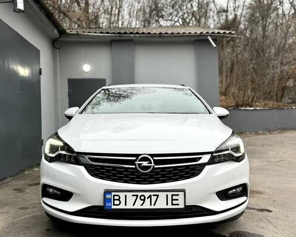 Белый Опель Астра, объемом двигателя 1.6 л и пробегом 223 тыс. км за 11000 $, фото 8 на Automoto.ua