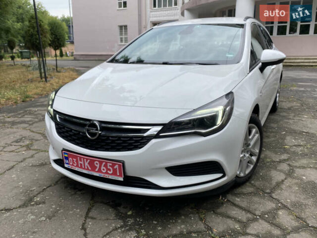 Белый Опель Астра, объемом двигателя 1.6 л и пробегом 221 тыс. км за 10600 $, фото 3 на Automoto.ua