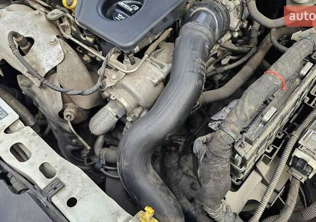 Опель Астра 2018 в Чернигове на Automoto.ua Белый Опель Астра, объемом двигателя 1.6 л и пробегом 248 тыс. км за 8999 $, фото 36 на Automoto.ua