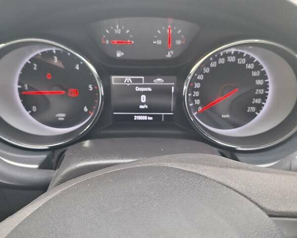 Белый Опель Астра, объемом двигателя 1.6 л и пробегом 220 тыс. км за 8097 $, фото 6 на Automoto.ua