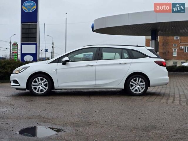 Белый Опель Астра, объемом двигателя 1.6 л и пробегом 132 тыс. км за 11500 $, фото 3 на Automoto.ua