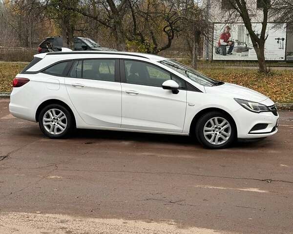 Белый Опель Астра, объемом двигателя 1.6 л и пробегом 248 тыс. км за 9700 $, фото 36 на Automoto.ua