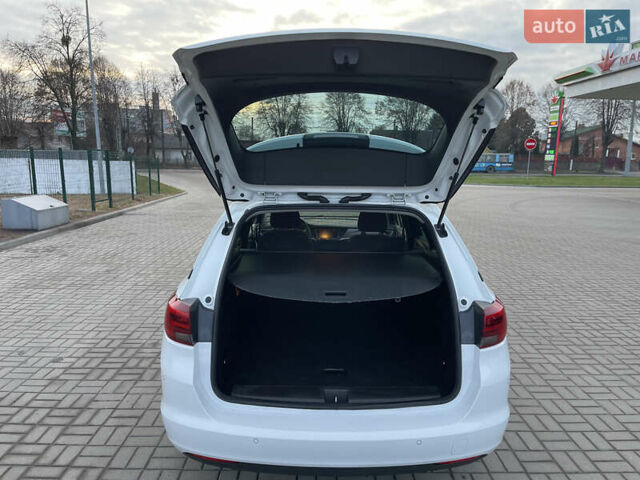 Білий Опель Астра, об'ємом двигуна 1.6 л та пробігом 189 тис. км за 10900 $, фото 28 на Automoto.ua