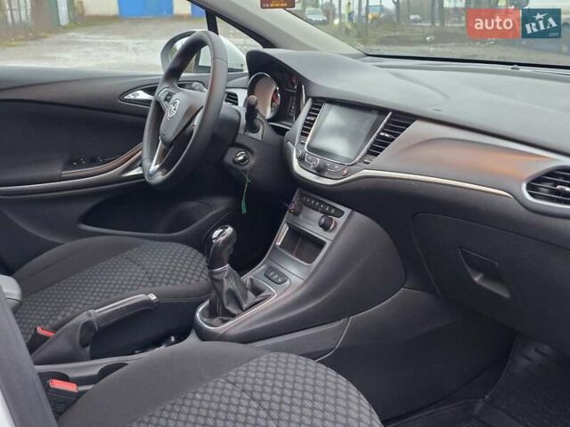 Белый Опель Астра, объемом двигателя 1.6 л и пробегом 132 тыс. км за 11500 $, фото 21 на Automoto.ua