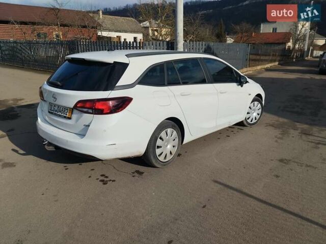 Белый Опель Астра, объемом двигателя 1.6 л и пробегом 175 тыс. км за 10500 $, фото 2 на Automoto.ua