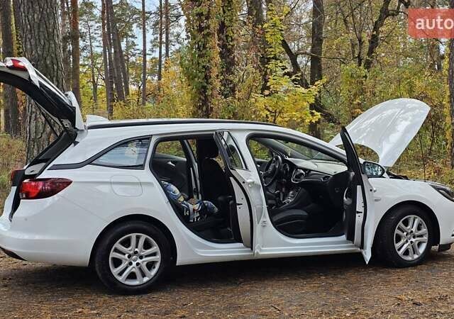 Опель Астра 2018 в Чернигове на Automoto.ua Белый Опель Астра, объемом двигателя 1.6 л и пробегом 248 тыс. км за 8999 $, фото 46 на Automoto.ua