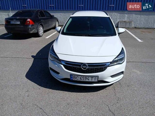 Білий Опель Астра, об'ємом двигуна 1.6 л та пробігом 184 тис. км за 8700 $, фото 2 на Automoto.ua