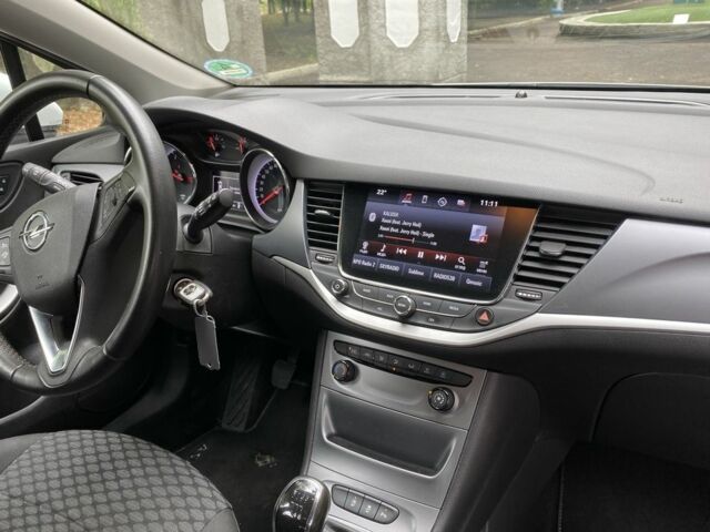 Белый Опель Астра, объемом двигателя 1.6 л и пробегом 221 тыс. км за 10700 $, фото 13 на Automoto.ua