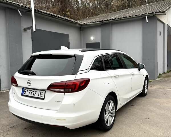 Белый Опель Астра, объемом двигателя 1.6 л и пробегом 223 тыс. км за 11000 $, фото 7 на Automoto.ua