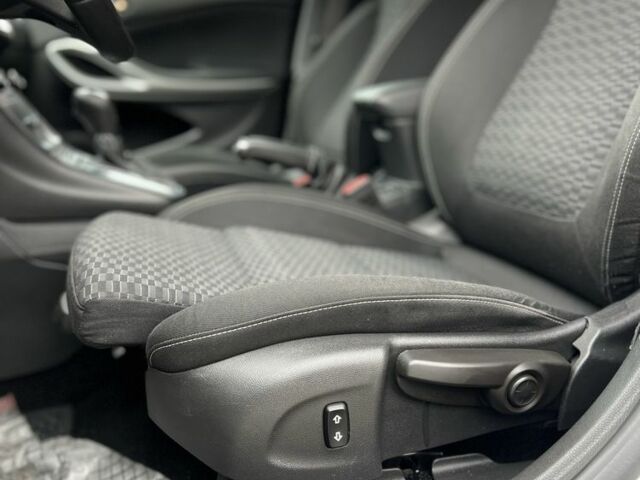 Білий Опель Астра, об'ємом двигуна 1.6 л та пробігом 185 тис. км за 11850 $, фото 16 на Automoto.ua