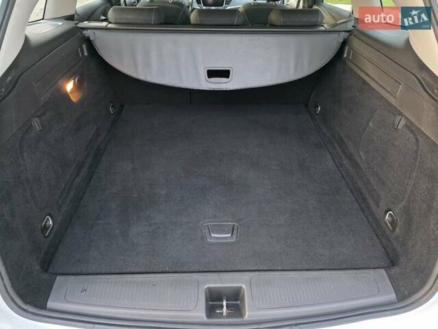 Белый Опель Астра, объемом двигателя 1.6 л и пробегом 178 тыс. км за 9999 $, фото 43 на Automoto.ua