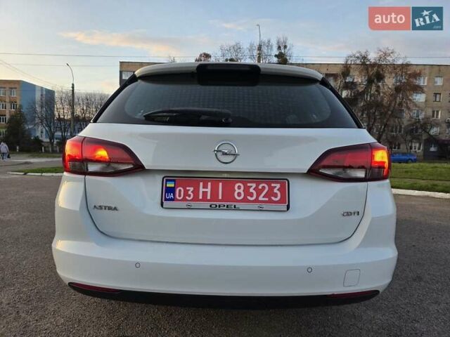 Белый Опель Астра, объемом двигателя 1.6 л и пробегом 178 тыс. км за 9999 $, фото 40 на Automoto.ua