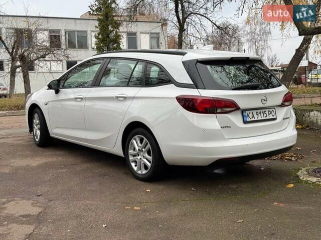 Белый Опель Астра, объемом двигателя 1.6 л и пробегом 248 тыс. км за 9700 $, фото 56 на Automoto.ua