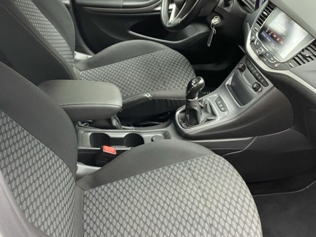 Белый Опель Астра, объемом двигателя 1.6 л и пробегом 221 тыс. км за 10700 $, фото 16 на Automoto.ua