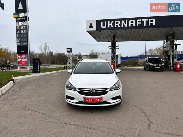 Белый Опель Астра, объемом двигателя 1.6 л и пробегом 190 тыс. км за 10799 $, фото 17 на Automoto.ua