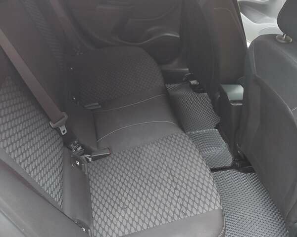 Белый Опель Астра, объемом двигателя 1.6 л и пробегом 215 тыс. км за 11600 $, фото 17 на Automoto.ua