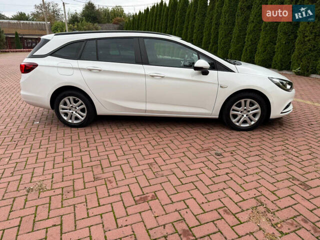 Белый Опель Астра, объемом двигателя 1.6 л и пробегом 152 тыс. км за 11100 $, фото 9 на Automoto.ua