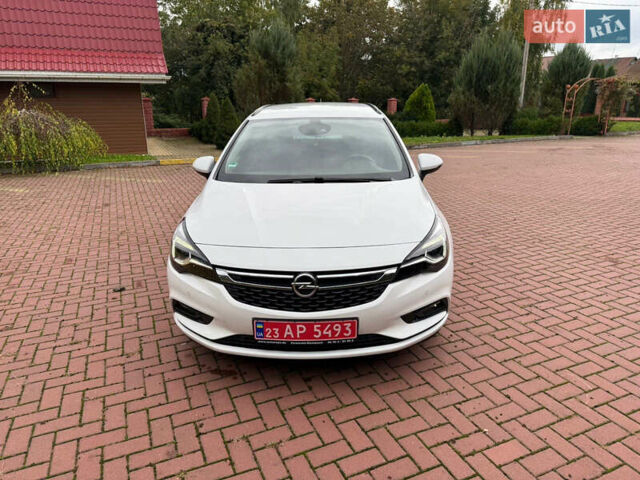 Белый Опель Астра, объемом двигателя 1.6 л и пробегом 152 тыс. км за 11100 $, фото 5 на Automoto.ua