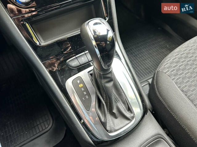 Опель Астра 2019 в Кропивницком (Кировограде) на Automoto.ua Белый Опель Астра, объемом двигателя 1.6 л и пробегом 217 тыс. км за 11500 $, фото 26 на Automoto.ua
