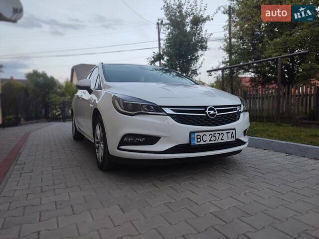 Опель Астра 2019 в Трускавце на Automoto.ua Белый Опель Астра, объемом двигателя 1.6 л и пробегом 215 тыс. км за 11900 $, фото 2 на Automoto.ua