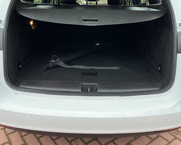 Белый Опель Астра, объемом двигателя 1.6 л и пробегом 129 тыс. км за 10500 $, фото 32 на Automoto.ua